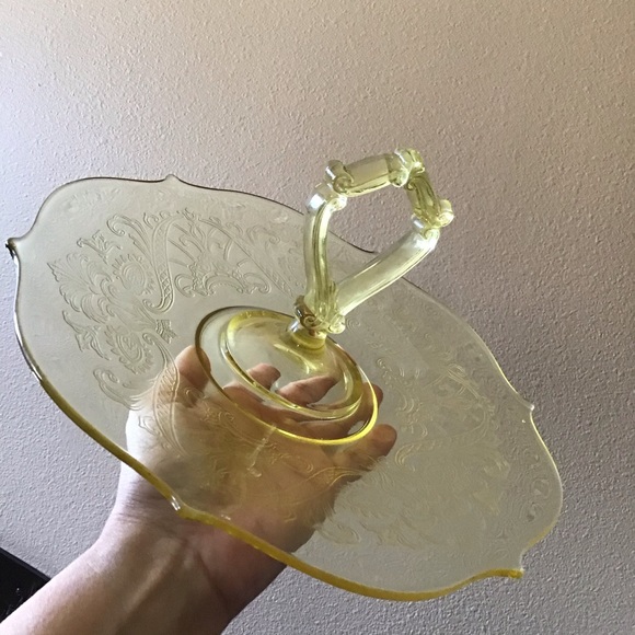 Vintage Yellow Etched Depression Glass Serving Tray - Picture 1 of 4